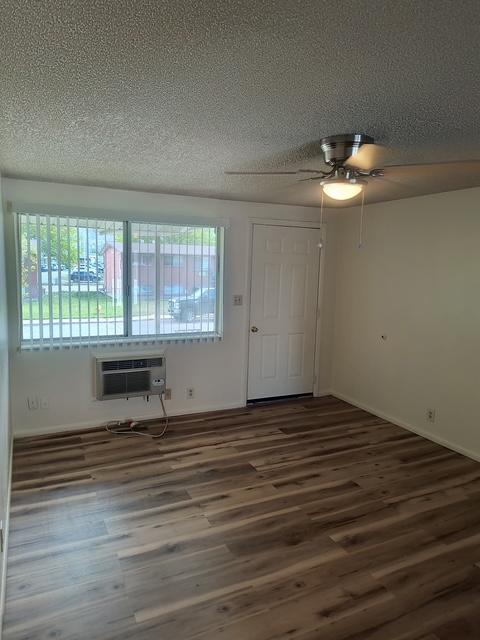 1123-1177 South Graff Circle (250 E), Orem - Living Room 2